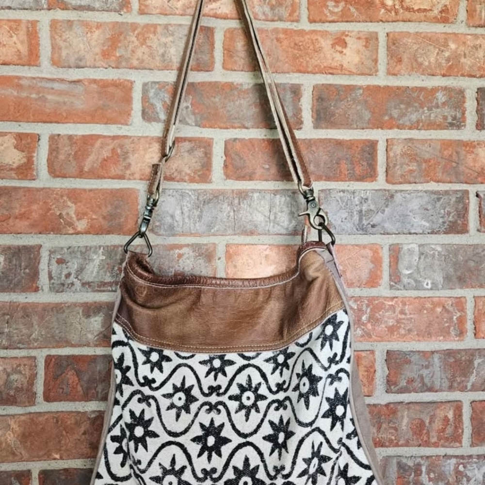 Clea Ray Canvas Bag